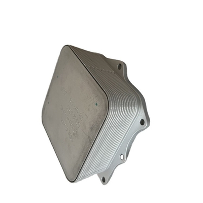 Modulo di raffreddamento originale del motore diesel 5318533 raffreddatore ad olio per motore Foton Aumark 3.5-14