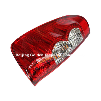 OE n. 4133300-P00 Grande Muro Wingle 5 Versione europea Luce di coda per 124 Spider 348