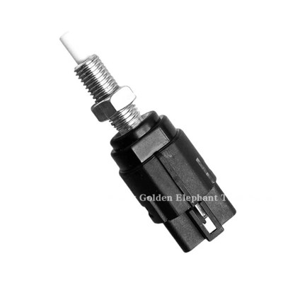 0.04kg Camioni cinesi Sensore di commutazione di frizione per Foton Tunland G7 P1373040007A0
