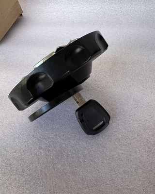 Fabbricazione di apparecchiature per l'automobile con copertura per aria del serbatoio del combustibile foton per camion pesanti serie M4110030100a0