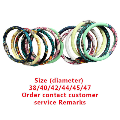 Migliora l'interno della tua auto con -Chic PU Leather Steering Wheel Covers Custom Design